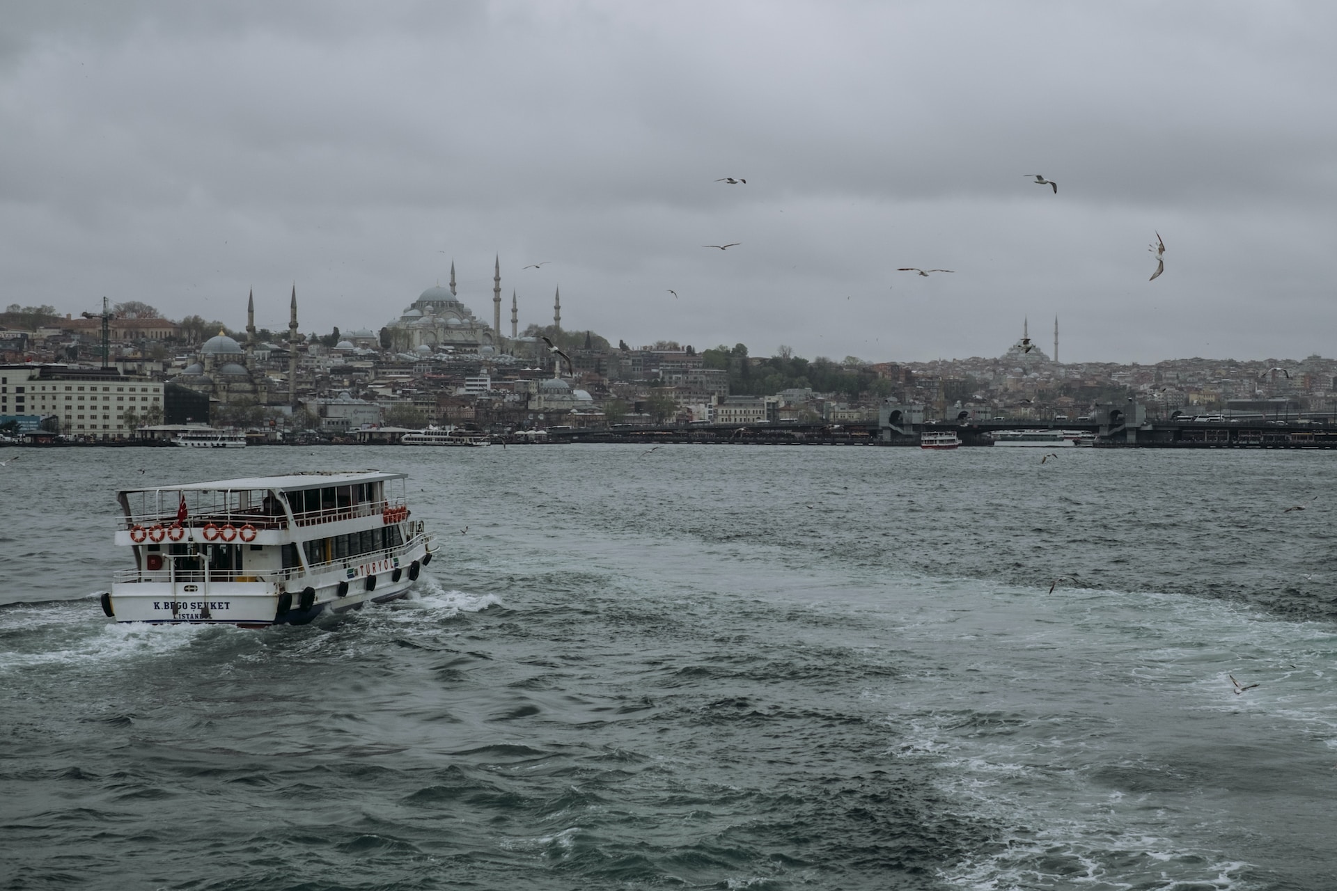 basis travel free walking tour istanbul